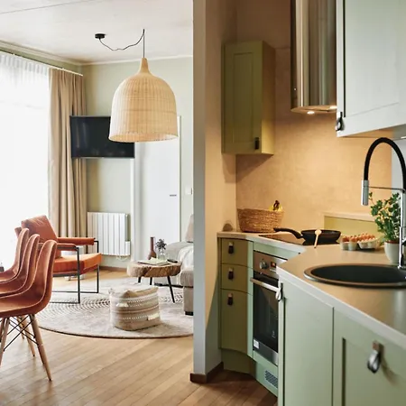 With Terrace & Pool * Antoing