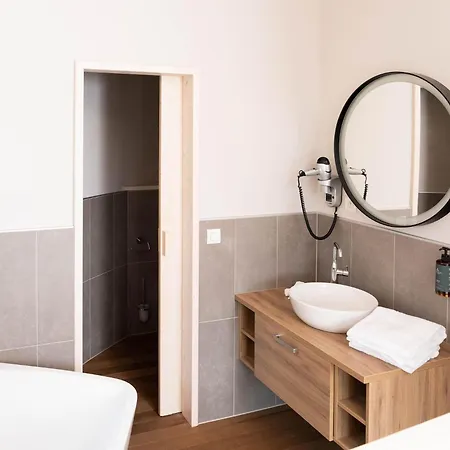 Vakantiehuis With Terrace & Pool *