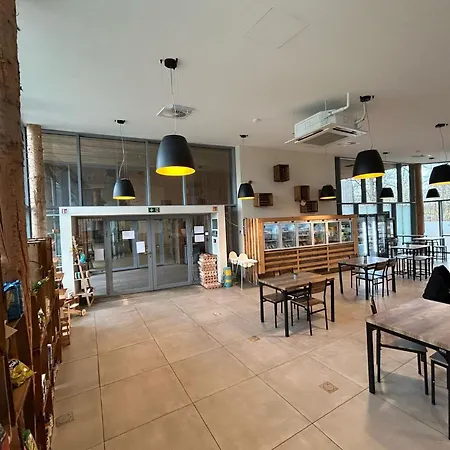 With Terrace & Pool Vakantiehuis *