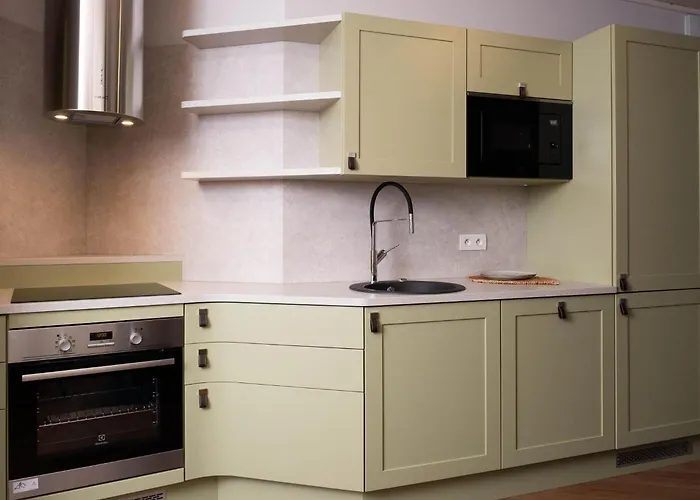 With Terrace & Pool Hébergement de vacances