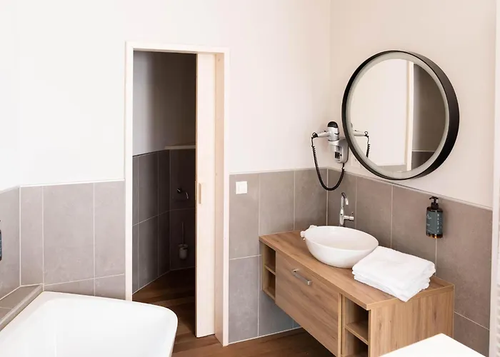 Hébergement de vacances With Terrace & Pool *