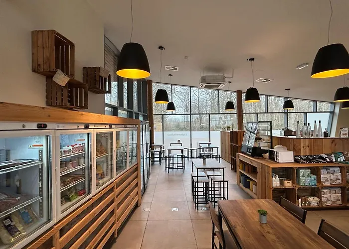 Hébergement de vacances With Terrace & Pool